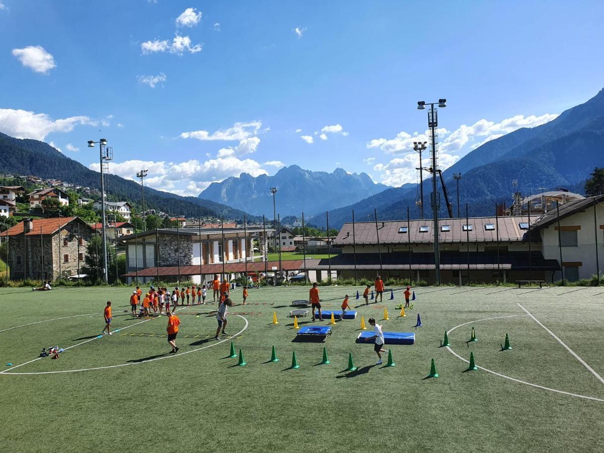 Hotel Lunga Via Delle Dolomiti Calalzo di Cadore Esterno foto