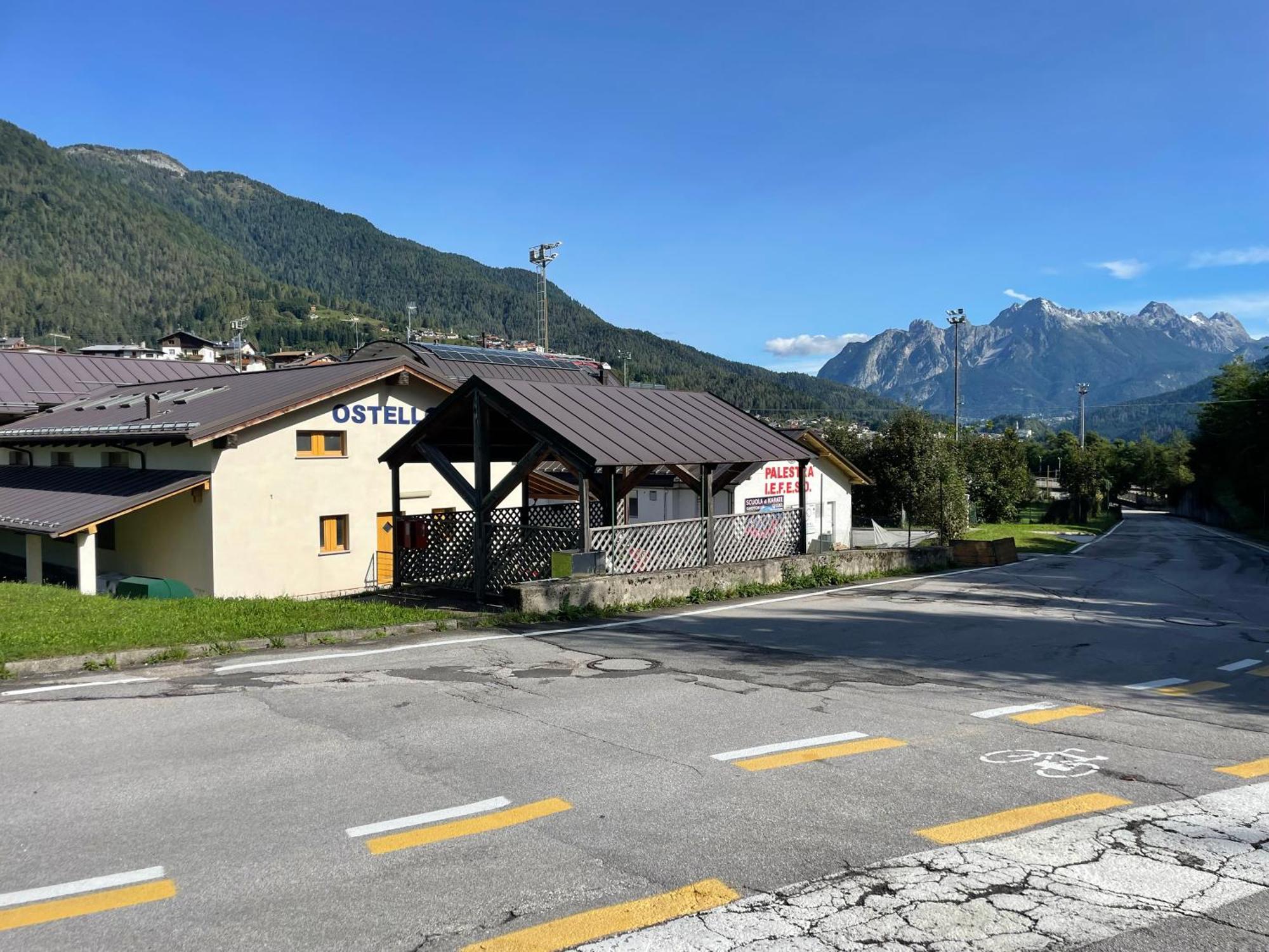 Hotel Lunga Via Delle Dolomiti Calalzo di Cadore Esterno foto